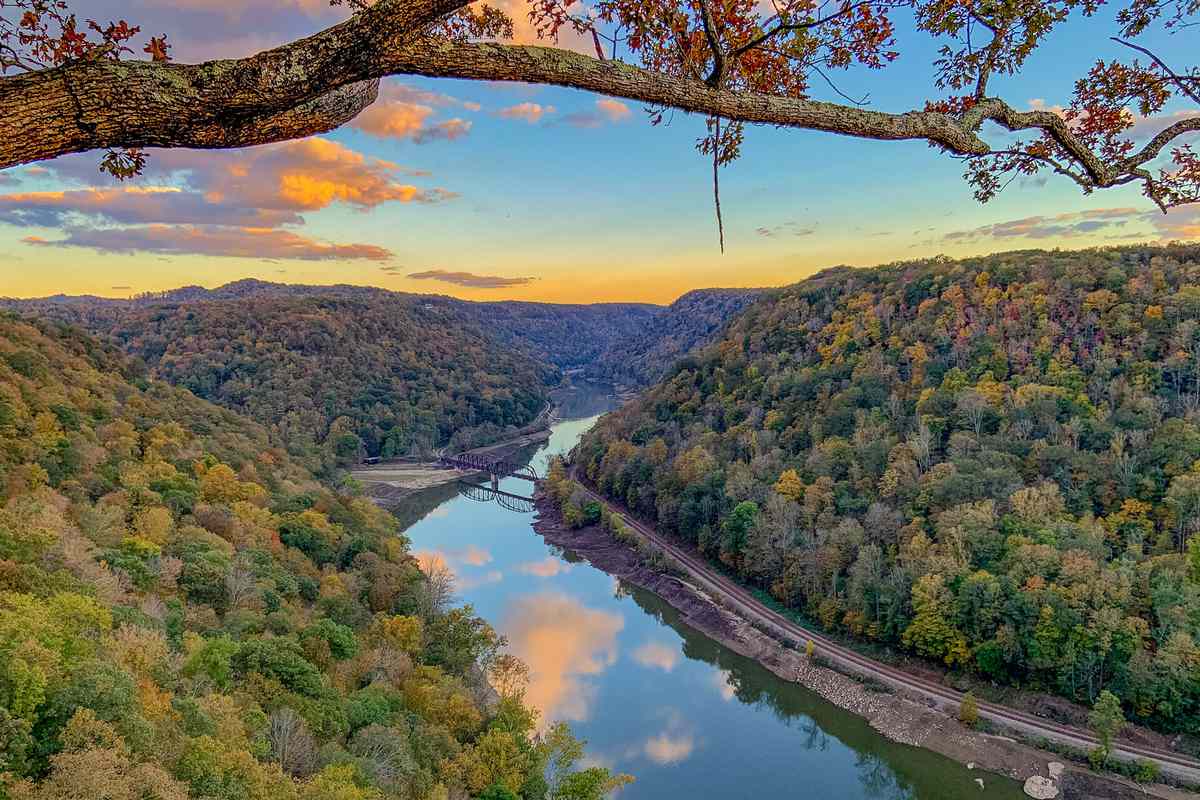 Unraveling CBD Legality in West Virginia: A Definitive Guide for Consumers